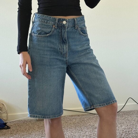 Women’s Denim Bermuda Shorts - Picture 1 of 3